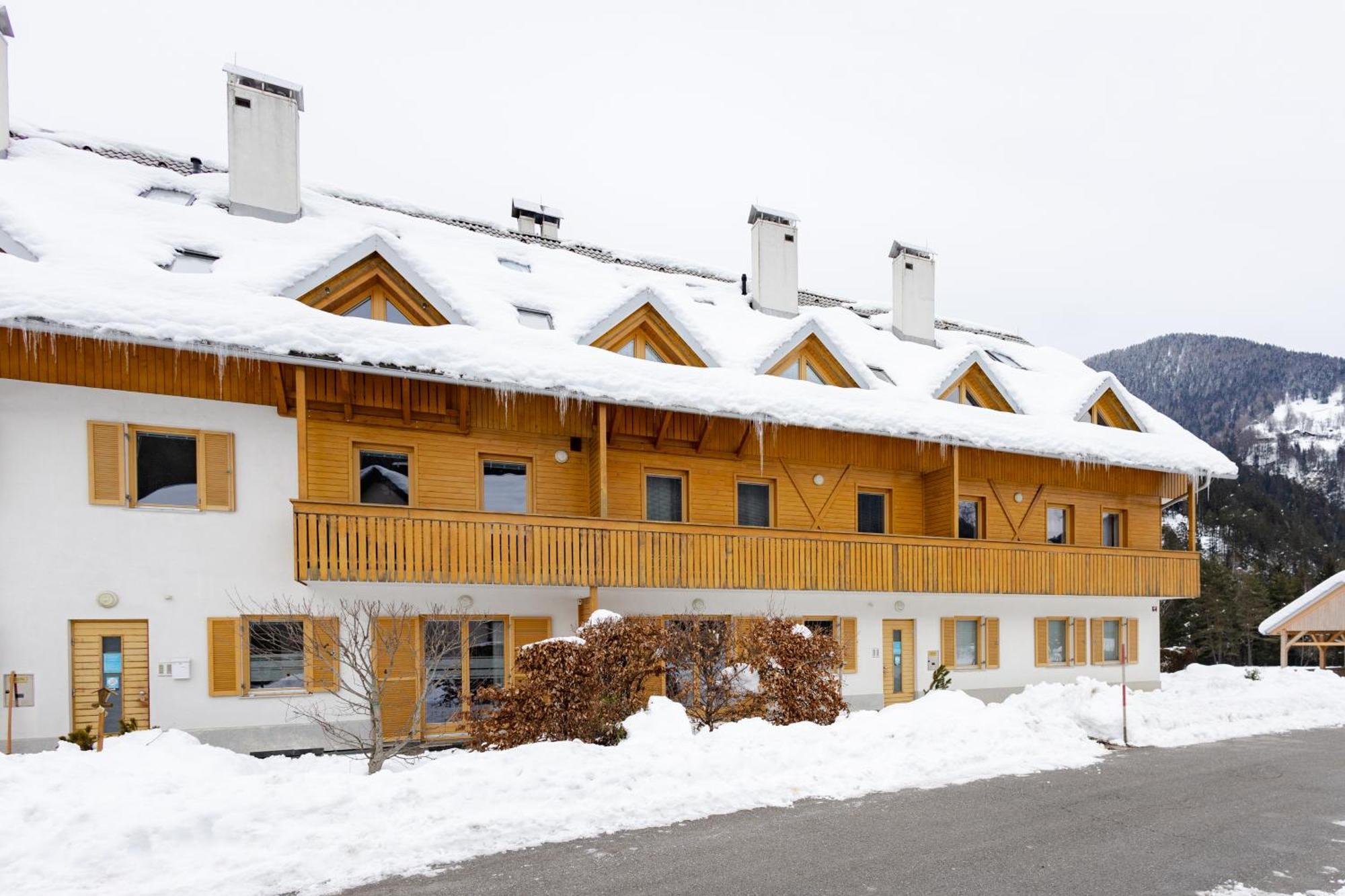 Waterfall Apartment - Cozy Mountain Retreat クランスカゴーラ エクステリア 写真
