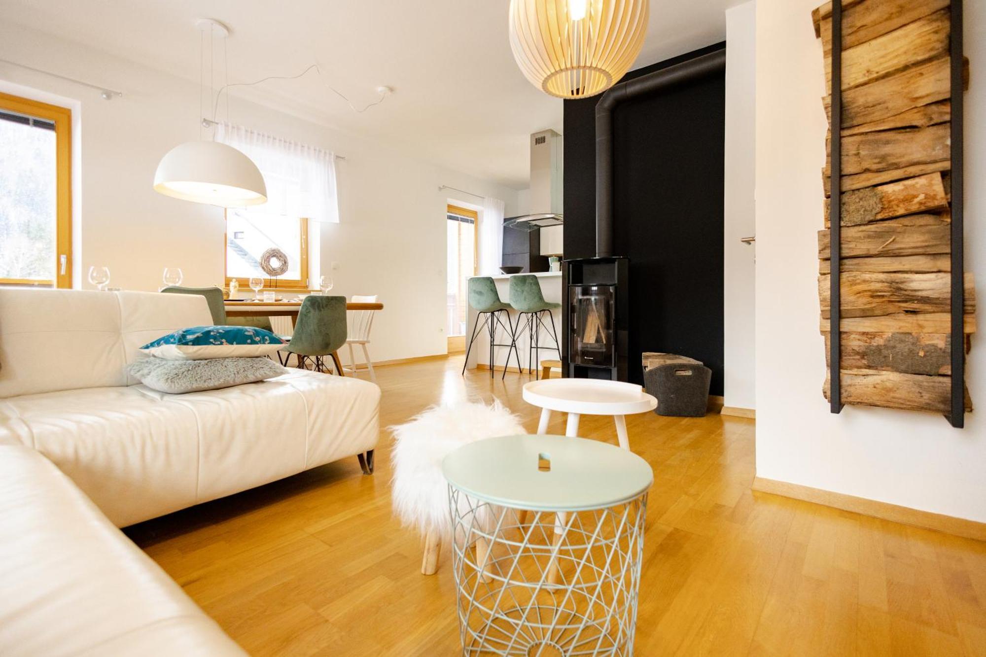 Waterfall Apartment - Cozy Mountain Retreat クランスカゴーラ エクステリア 写真